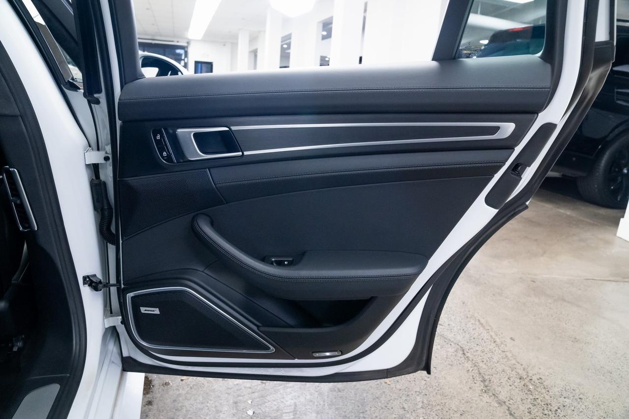 2019 Porsche Panamera Turbo 1 Owner Vented Seats Premium Plus Package Portland OR