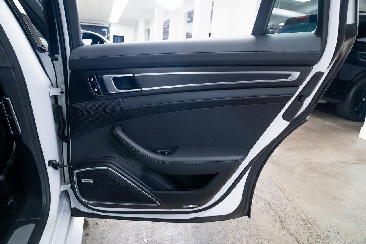 2019 Porsche Panamera Turbo 1 Owner Vented Seats Premium Plus Package Portland OR