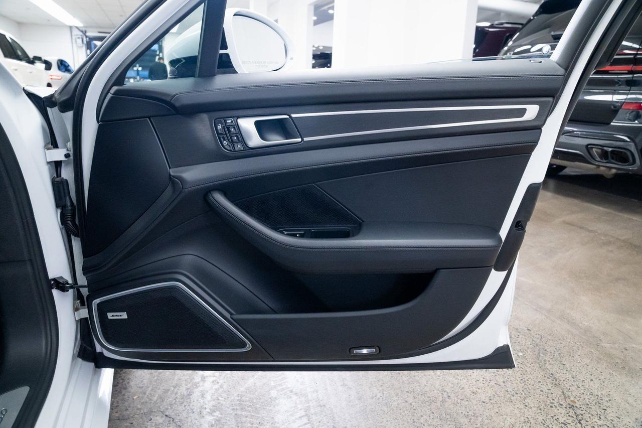 2019 Porsche Panamera Turbo 1 Owner Vented Seats Premium Plus Package Portland OR