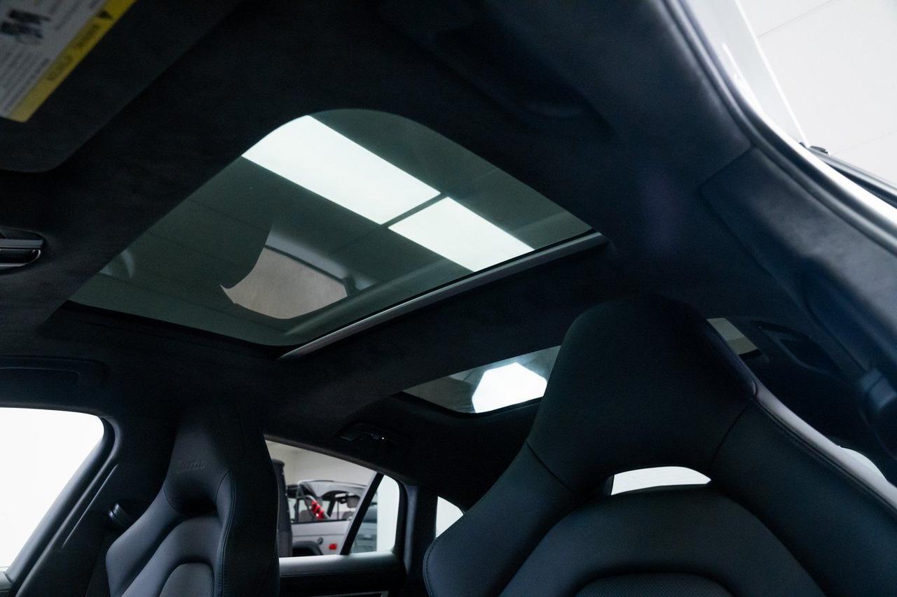 2019 Porsche Panamera Turbo 1 Owner Vented Seats Premium Plus Package Portland OR