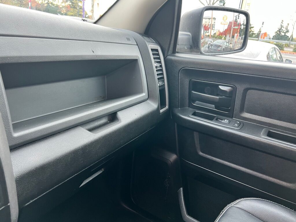 2019 RAM 1500 CLASSIC TRADESMAN Des Moines WA