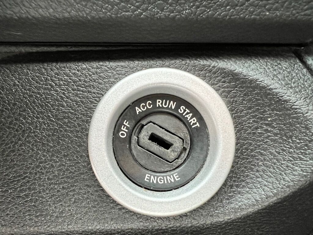 2019 RAM 1500 CLASSIC TRADESMAN Des Moines WA