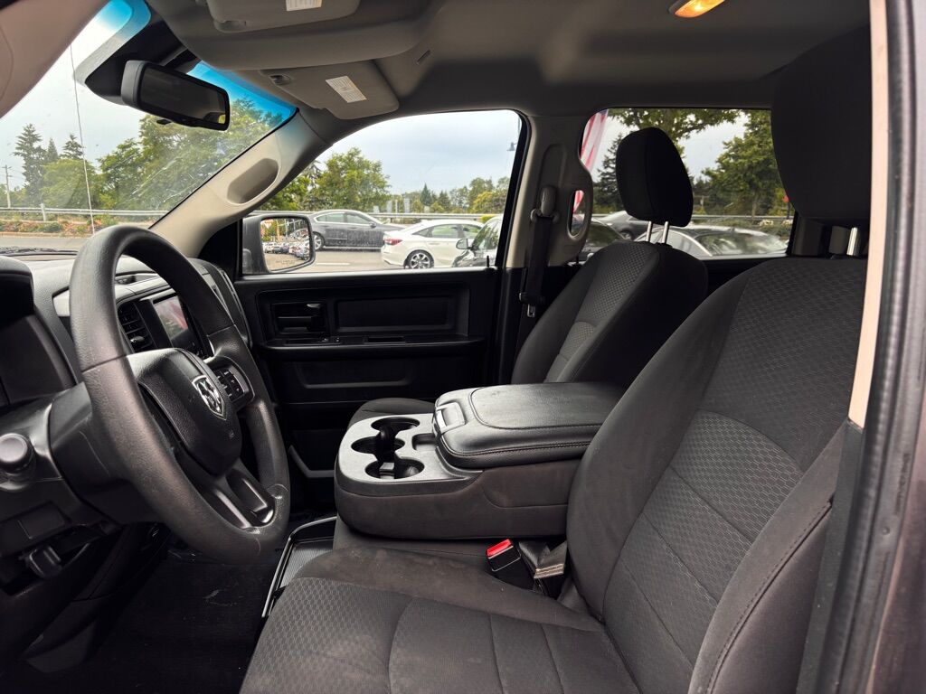 2019 RAM 1500 CLASSIC TRADESMAN Des Moines WA