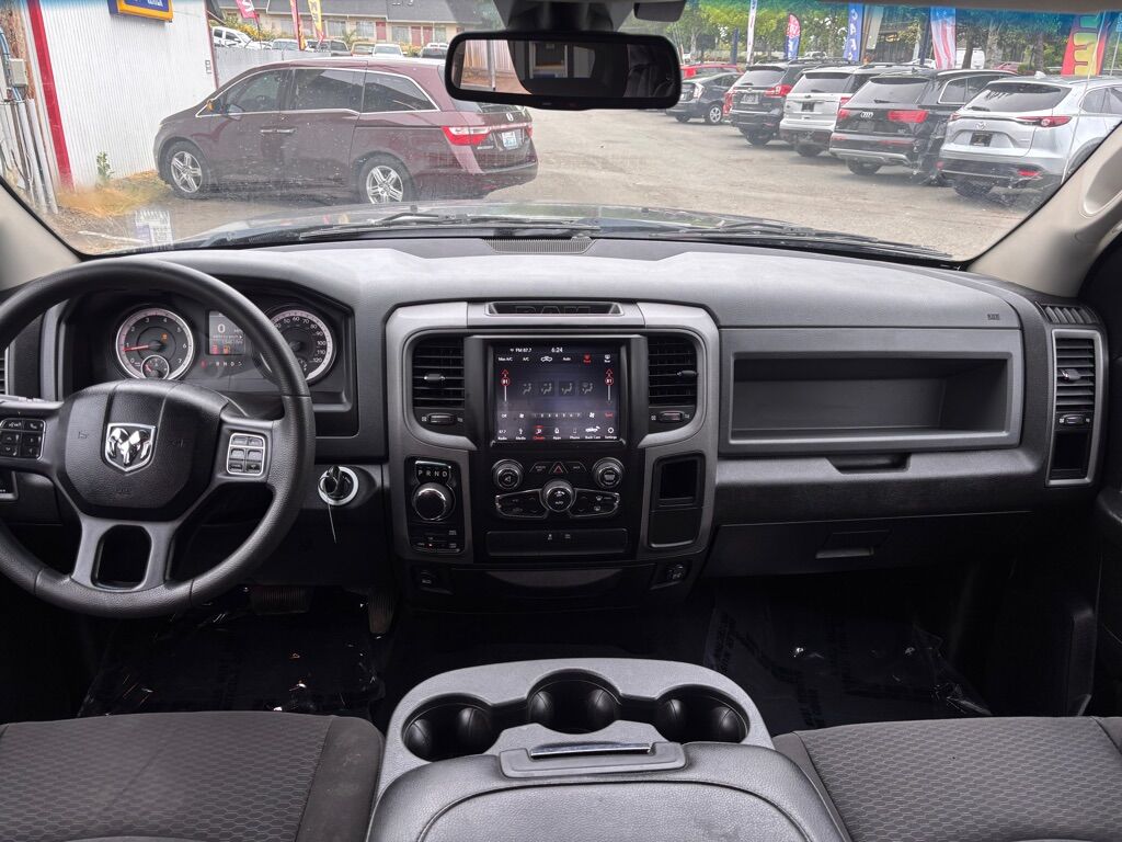 2019 RAM 1500 CLASSIC TRADESMAN Des Moines WA