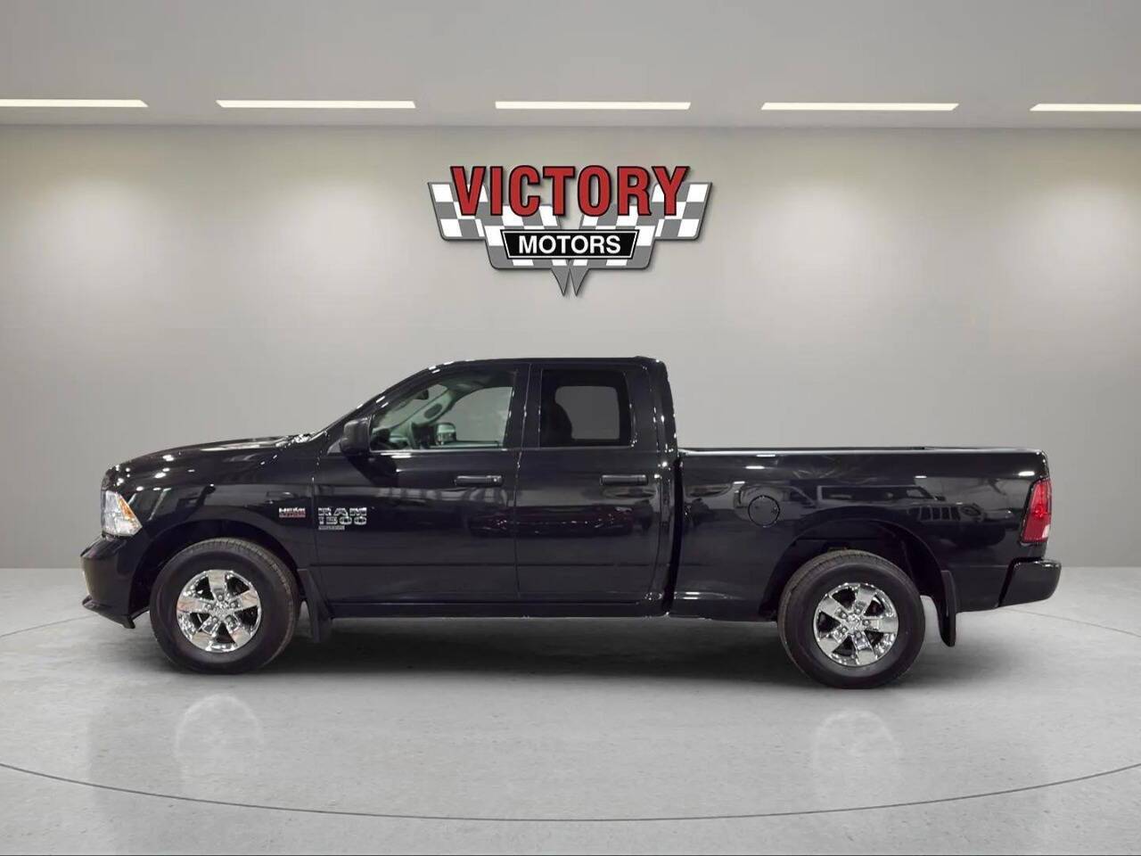 2019 RAM 1500 Classic Express 4x2 4dr Quad Cab 6.3 ft. SB Pickup Lake Orion MI