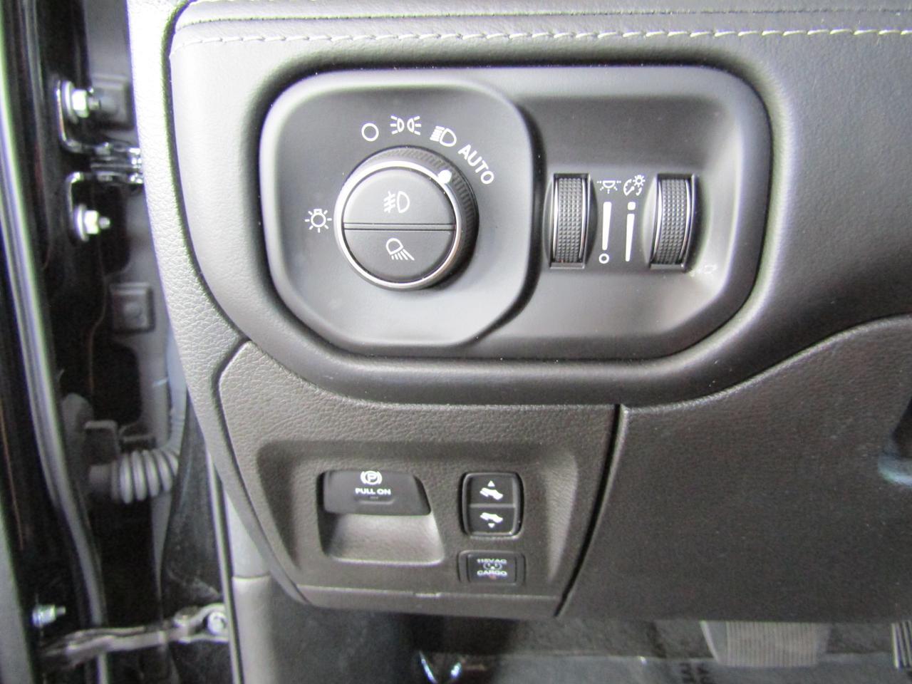 2019 RAM 1500 Limited 4x4 Crew Cab 57 Box Grand Prairie TX
