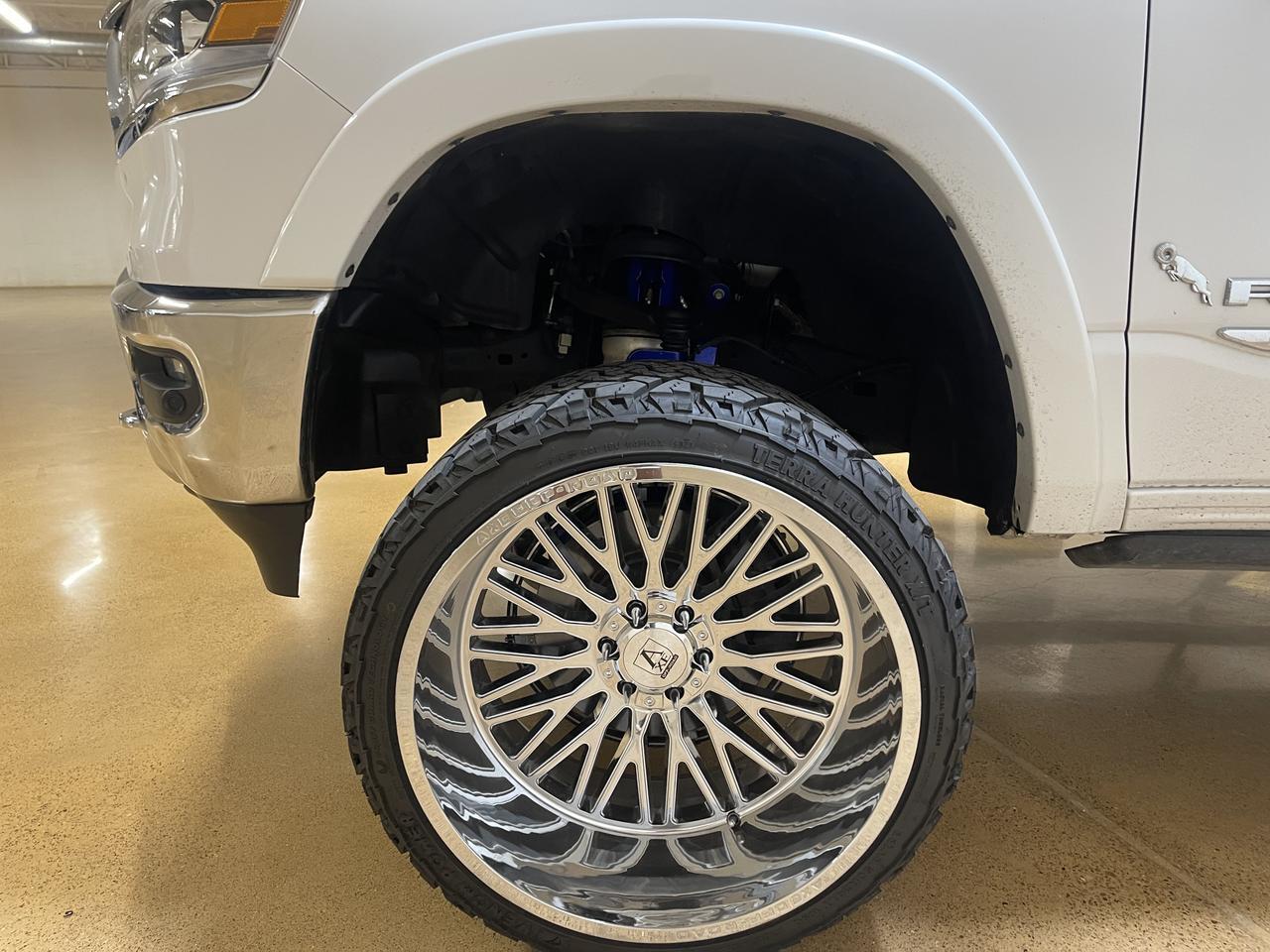 2019 Ram 1500 Limited photo 3