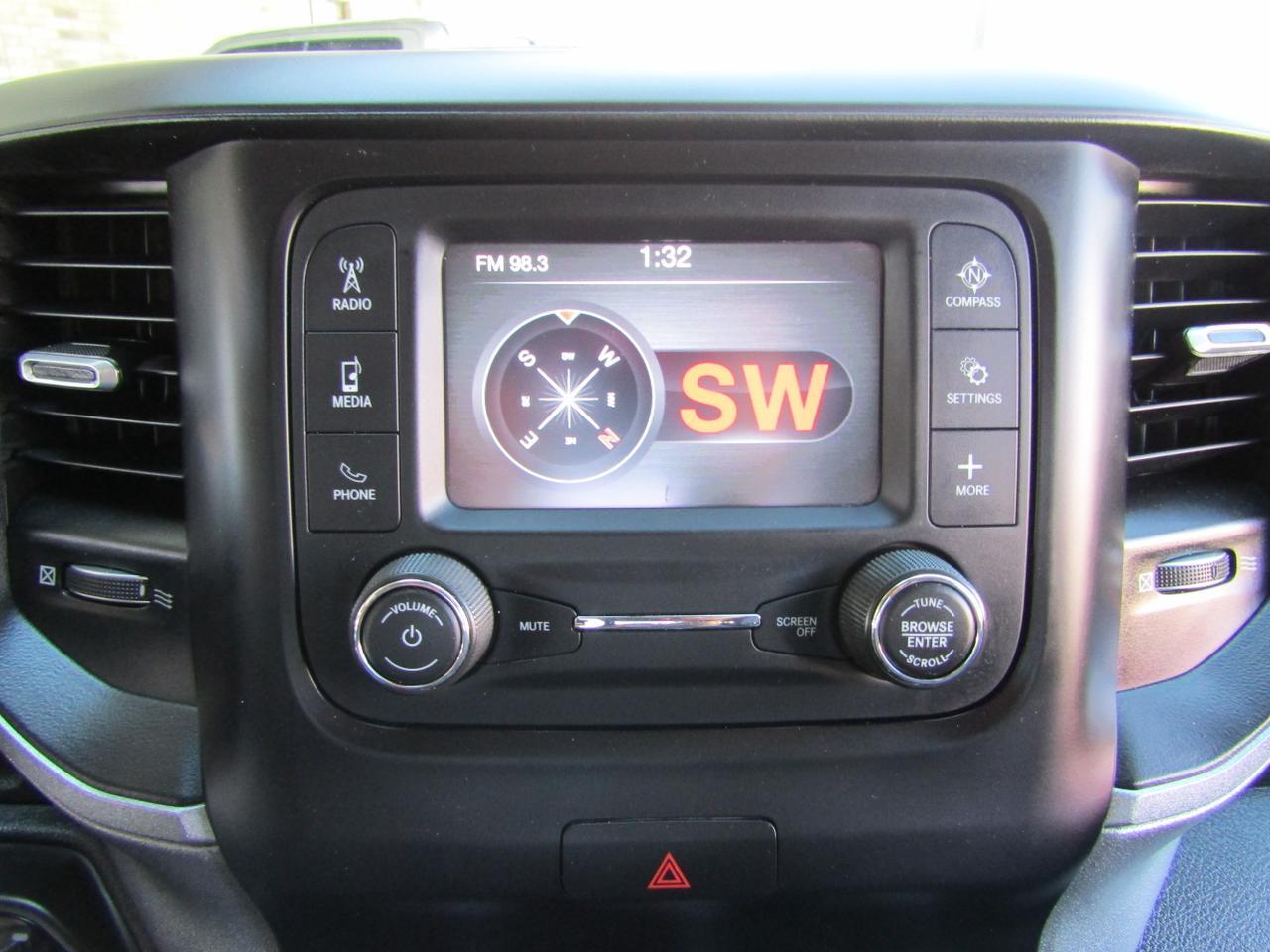 2019 RAM 2500 Tradesman 4x4 Crew Cab 8 Box Grand Prairie TX