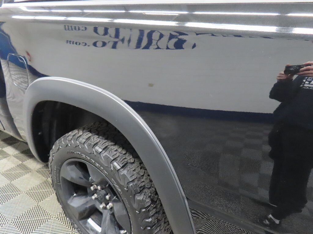 2019 Ram 1500 4x4 Crew Cab Big Horn Fond du Lac WI