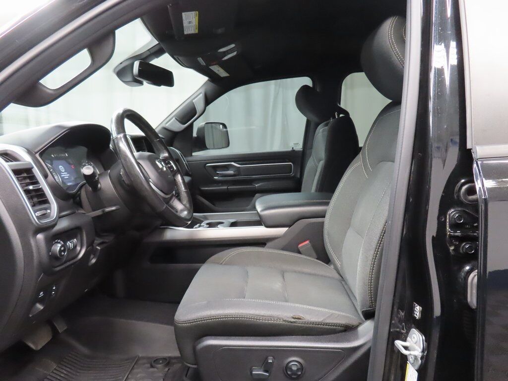 2019 Ram 1500 4x4 Crew Cab Big Horn Fond du Lac WI