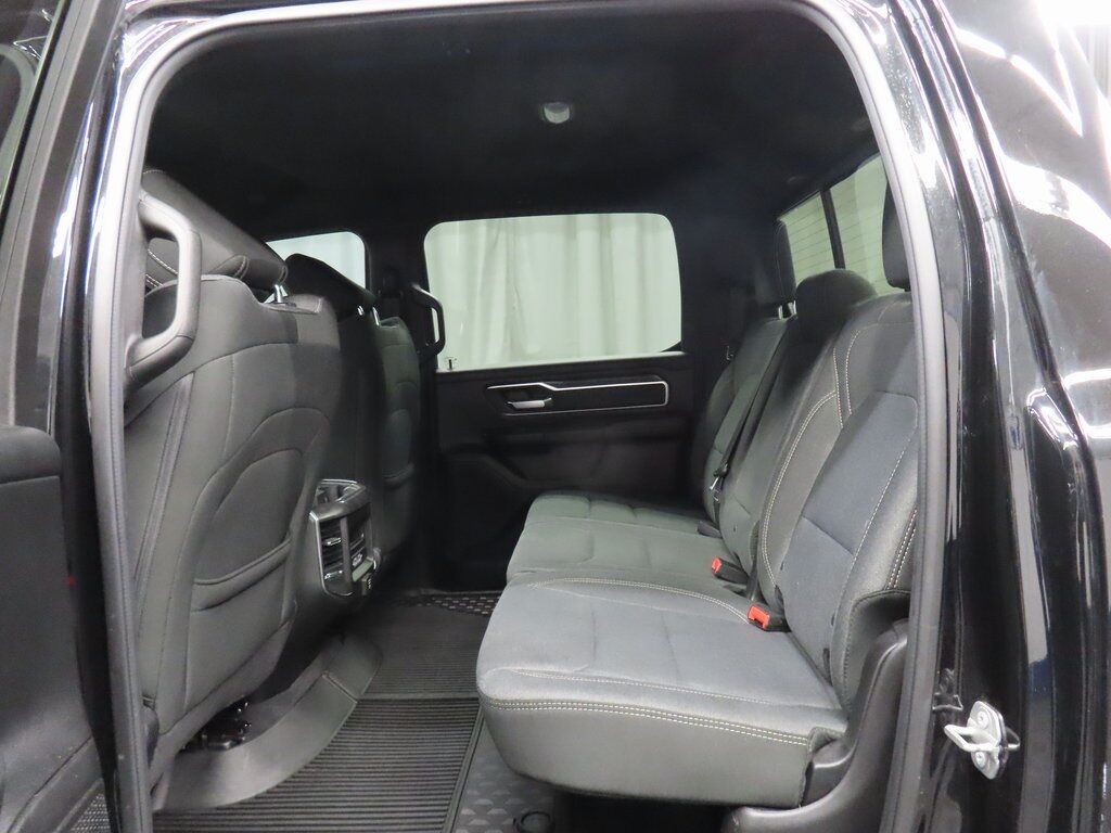 2019 Ram 1500 4x4 Crew Cab Big Horn Fond du Lac WI