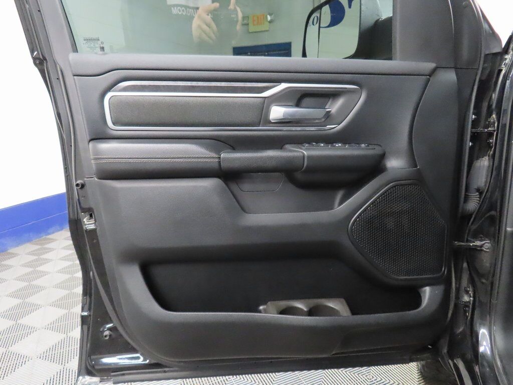 2019 Ram 1500 4x4 Crew Cab Big Horn Fond du Lac WI