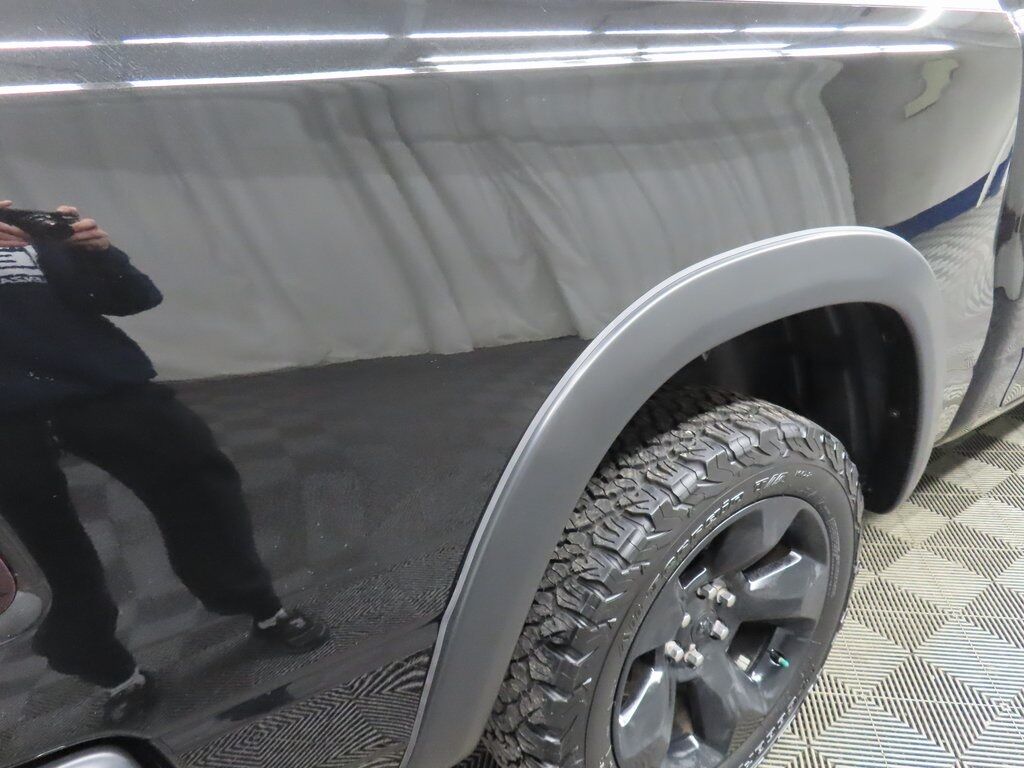 2019 Ram 1500 4x4 Crew Cab Big Horn Fond du Lac WI