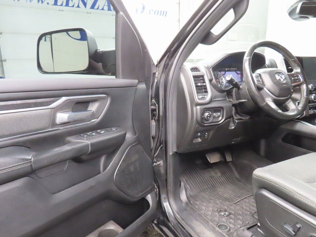 2019 Ram 1500 4x4 Crew Cab Big Horn Fond du Lac WI