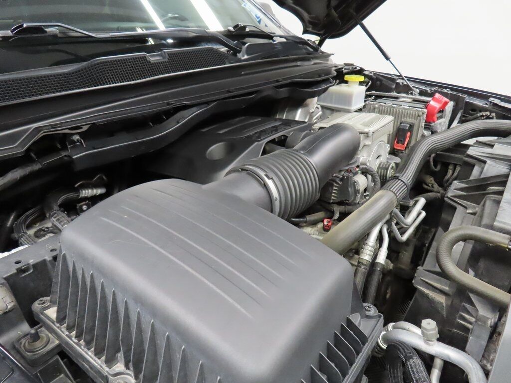 2019 Ram 1500 4x4 Crew Cab Big Horn Fond du Lac WI