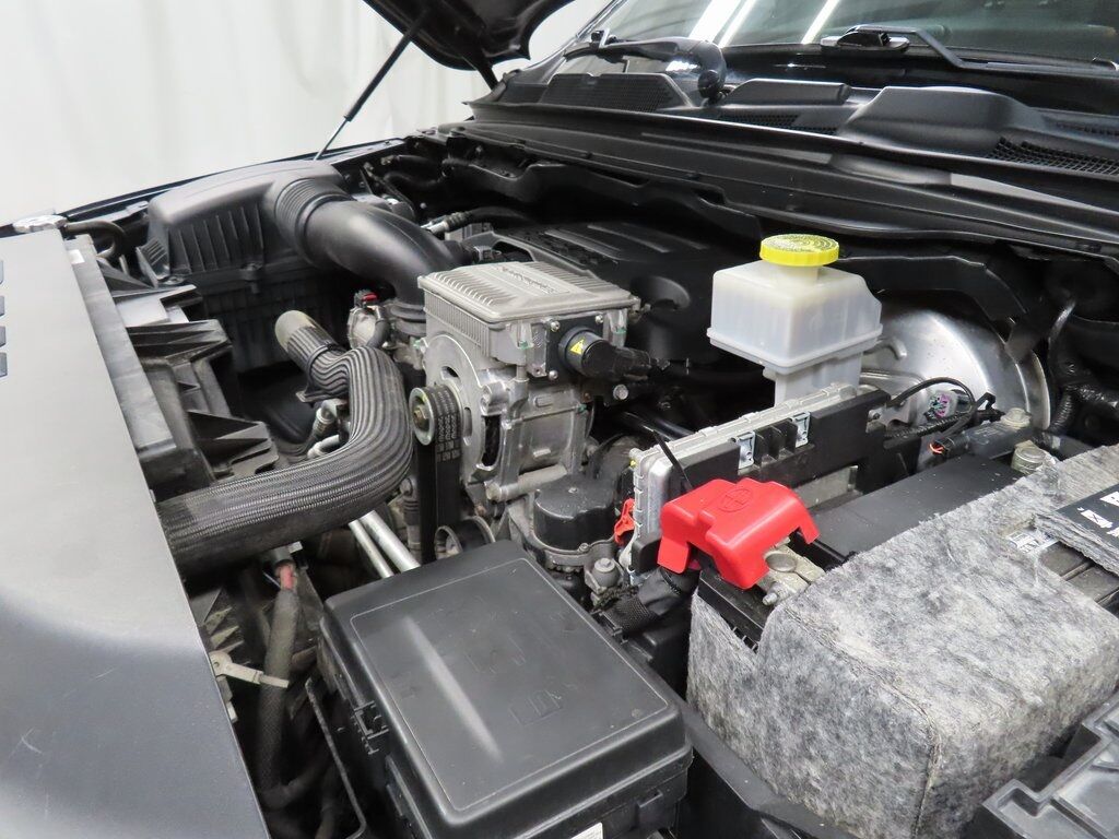 2019 Ram 1500 4x4 Crew Cab Big Horn Fond du Lac WI