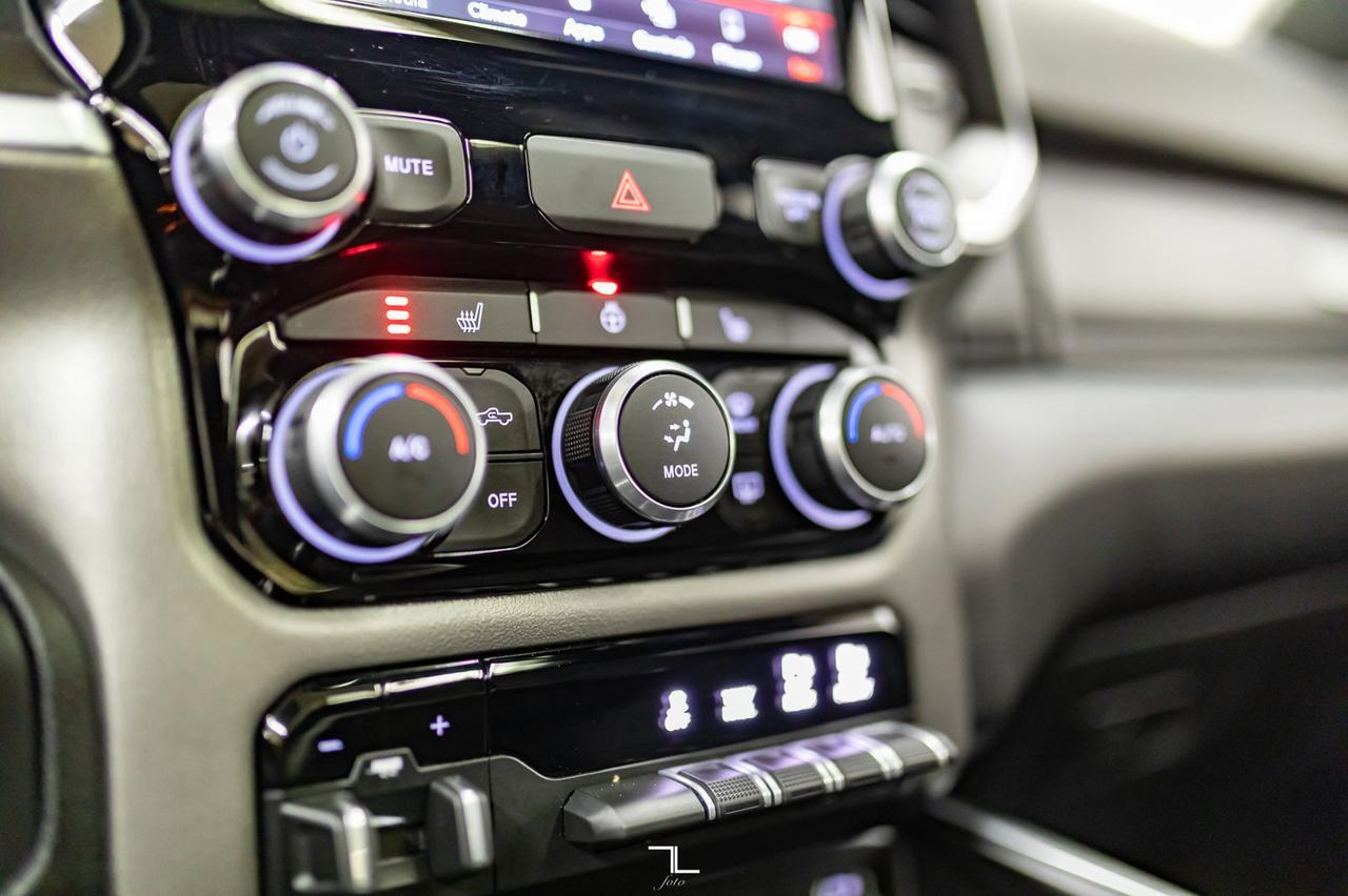 2019 Ram 1500 4x4 Crew Cab Big Horn Nav Roof BCam Red Deer AB