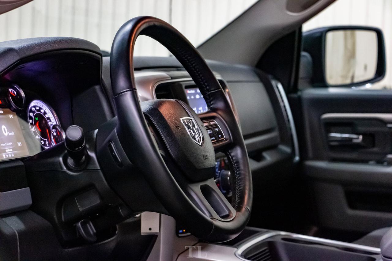 2019 Ram 1500 4x4 Crew Cab Classic Black Pkg. Roof BCam Red Deer AB