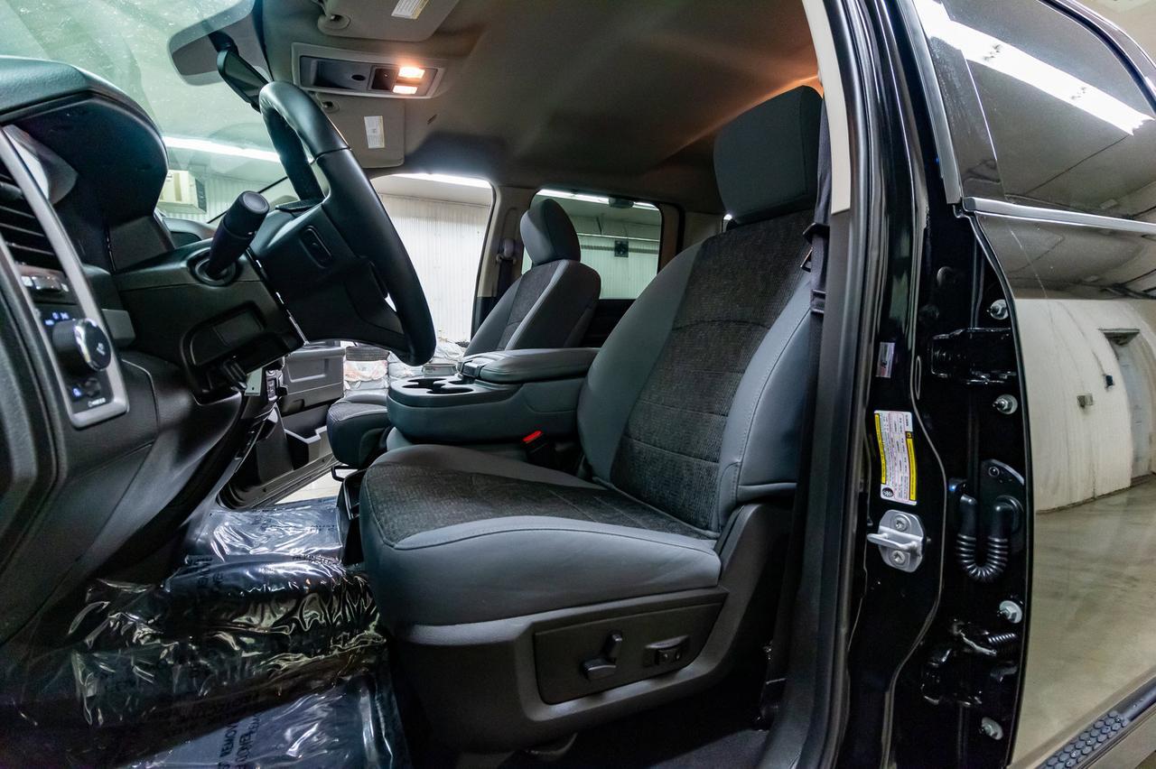 2019 Ram 1500 4x4 Crew Cab Classic Express BCam Red Deer AB