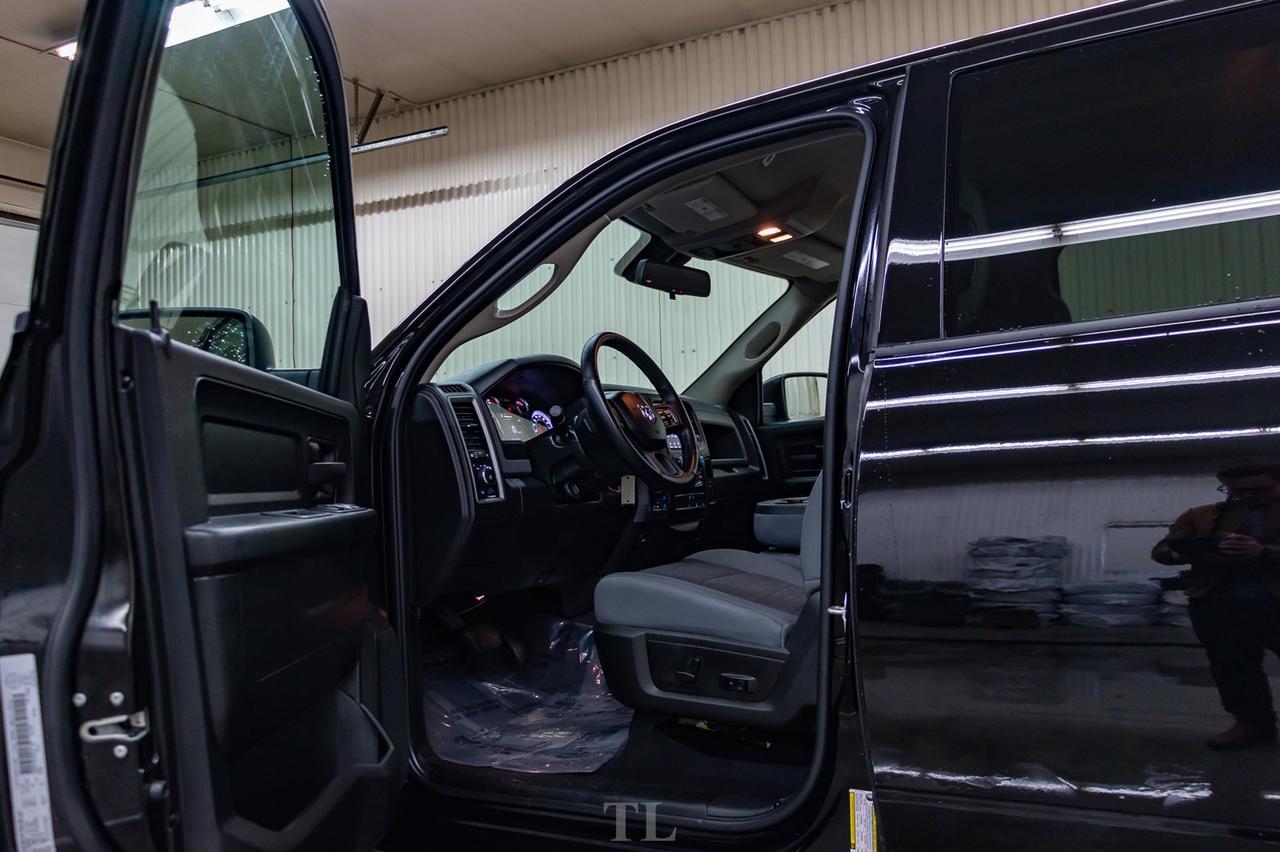 2019 Ram 1500 4x4 Crew Cab Classic Express Blackout BCam Red Deer AB