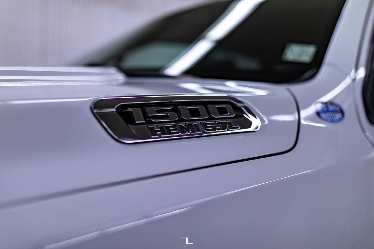 2019 Ram 1500 4x4 Crew Cab SXT Longbox BCam Topper Red Deer AB