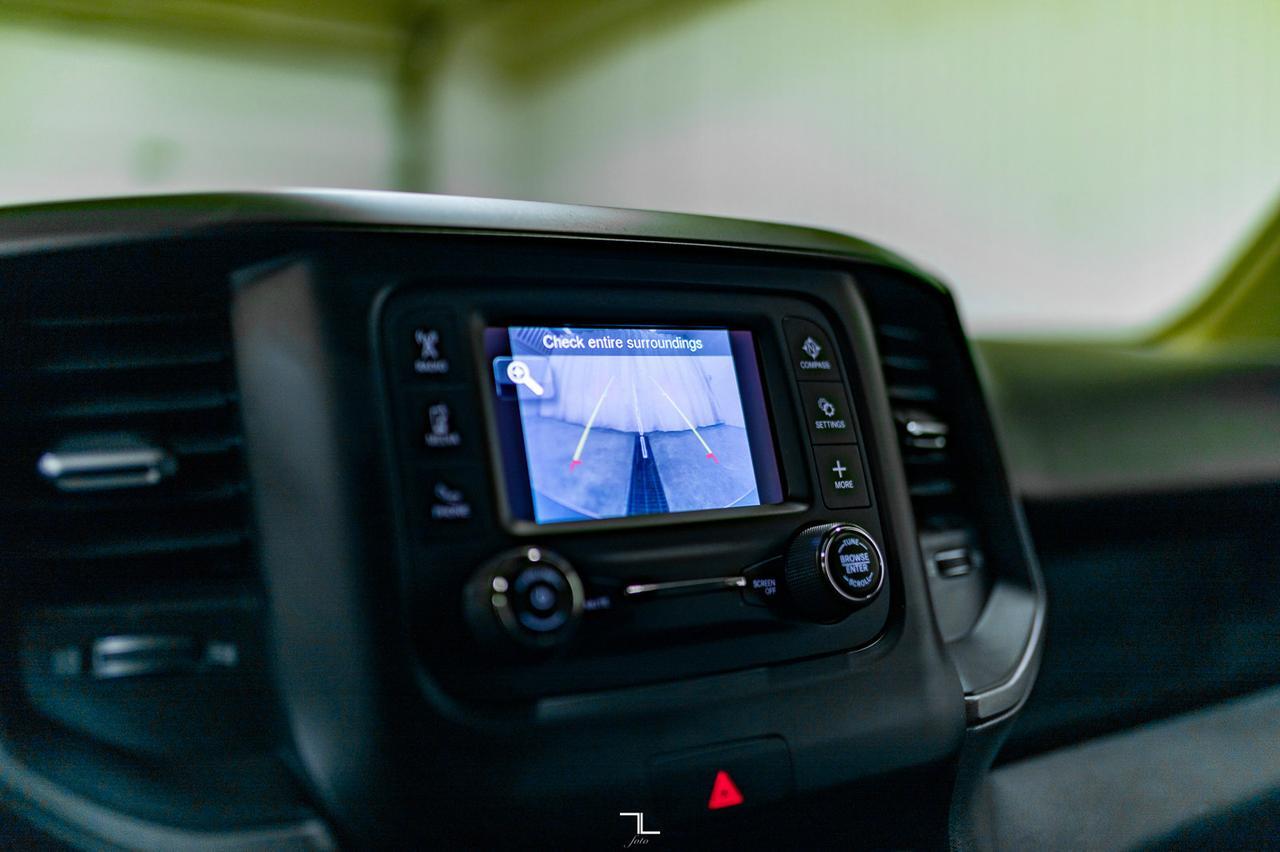 2019 Ram 1500 4x4 Crew Cab SXT Longbox BCam Topper Red Deer AB