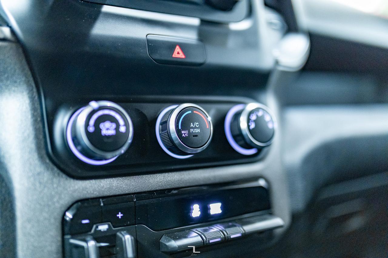 2019 Ram 1500 4x4 Crew Cab SXT Longbox BCam Topper Red Deer AB