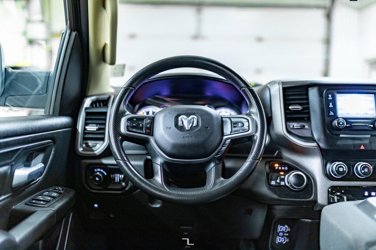 2019 Ram 1500 4x4 Crew Cab SXT Longbox BCam Topper Red Deer AB