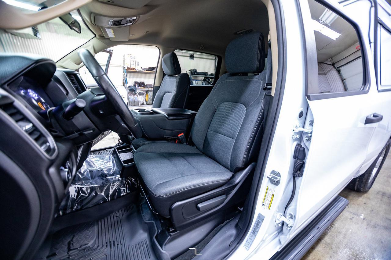2019 Ram 1500 4x4 Crew Cab SXT Longbox BCam Topper Red Deer AB