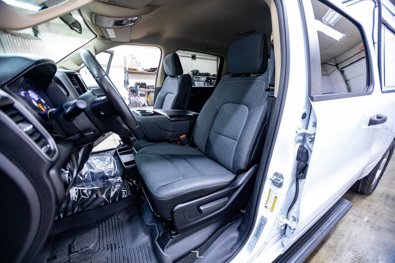 2019 Ram 1500 4x4 Crew Cab SXT Longbox BCam Topper Red Deer AB