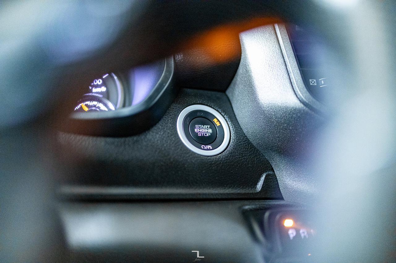 2019 Ram 1500 4x4 Crew Cab SXT Longbox BCam Topper Red Deer AB