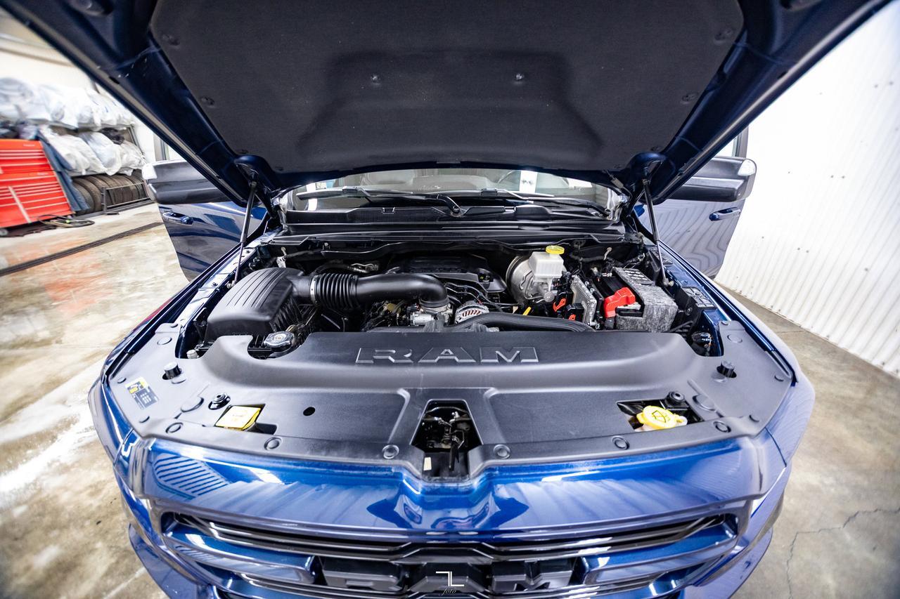 2019 Ram 1500 4x4 Crew Cab Sport Leather Roof Nav Red Deer AB