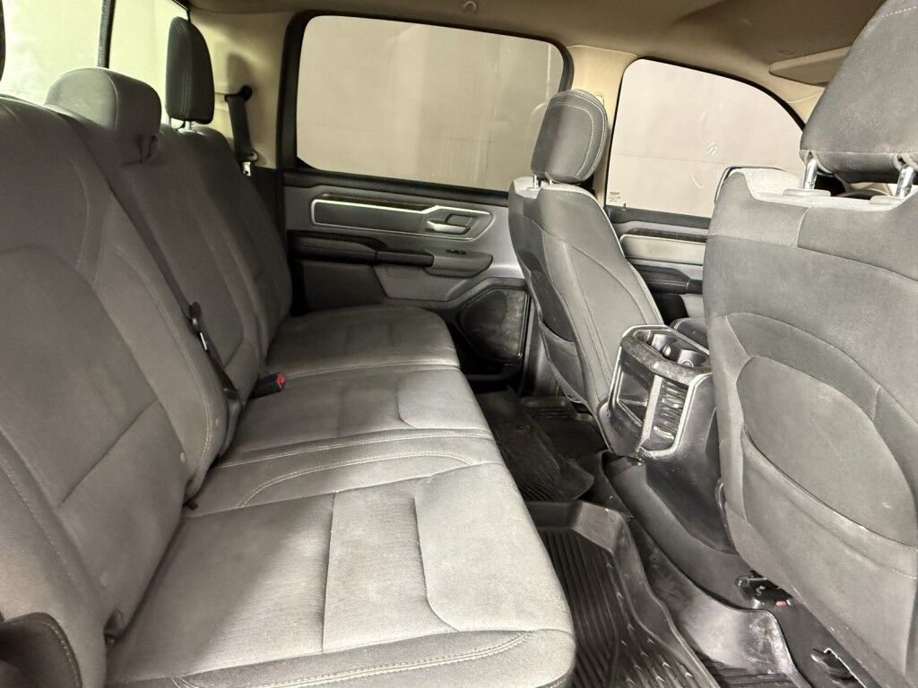 2019 Ram 1500 Big Horn 4x4 Crew Cab Hemi w/Bucket Seats Maumee OH