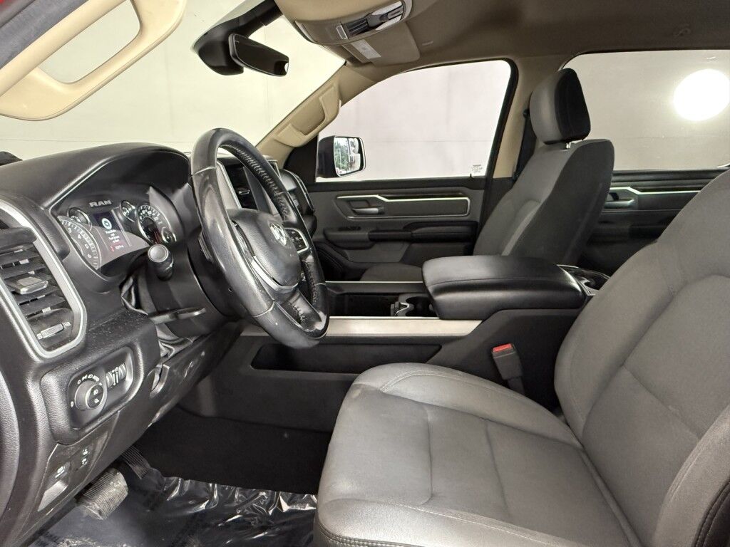 2019 Ram 1500 Big Horn 4x4 Crew Cab Hemi w/Bucket Seats Maumee OH