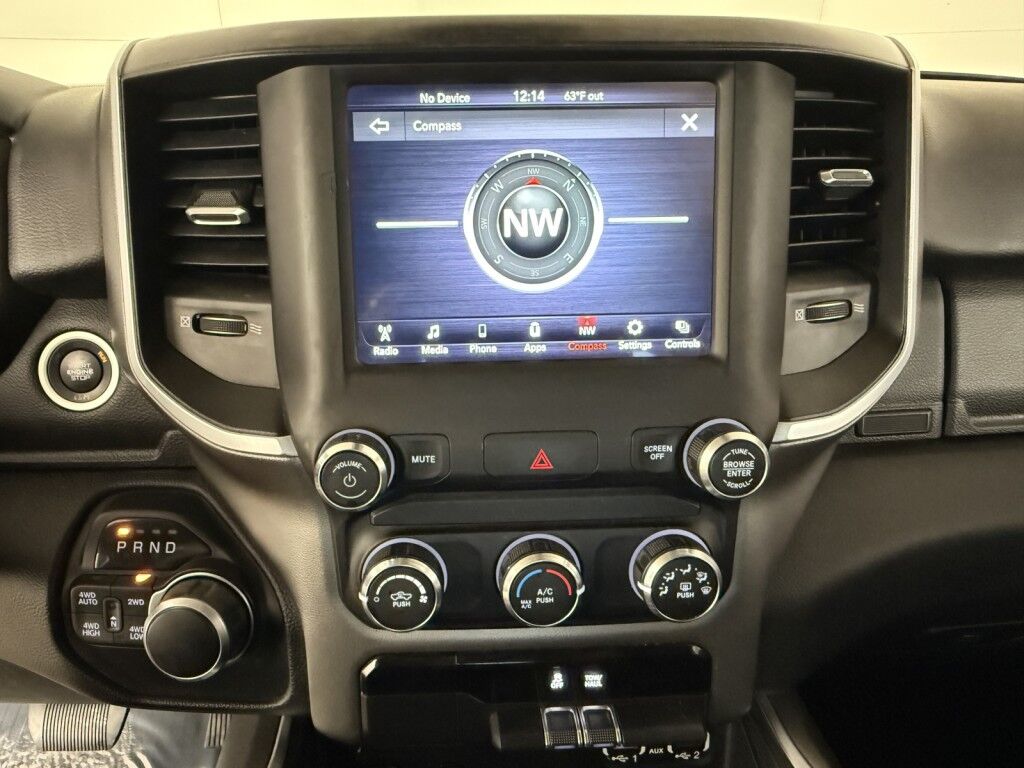 2019 Ram 1500 Big Horn 4x4 Crew Cab Hemi w/Bucket Seats Maumee OH