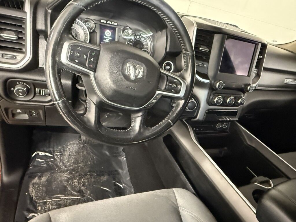 2019 Ram 1500 Big Horn 4x4 Crew Cab Hemi w/Bucket Seats Maumee OH