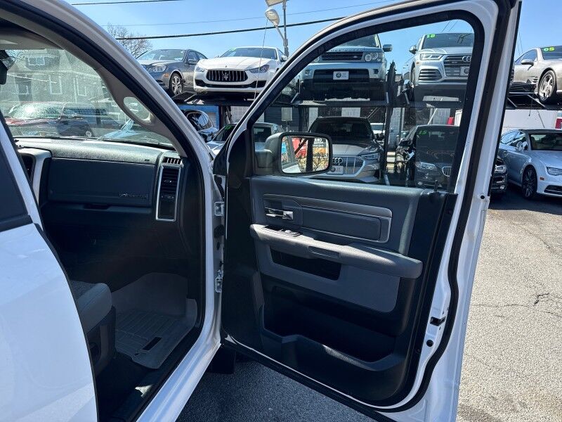 2019 Ram 1500 Big Horn Crew Cab LB 4WD Arlington VA