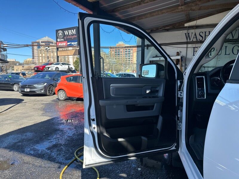 2019 Ram 1500 Big Horn Crew Cab LB 4WD Arlington VA