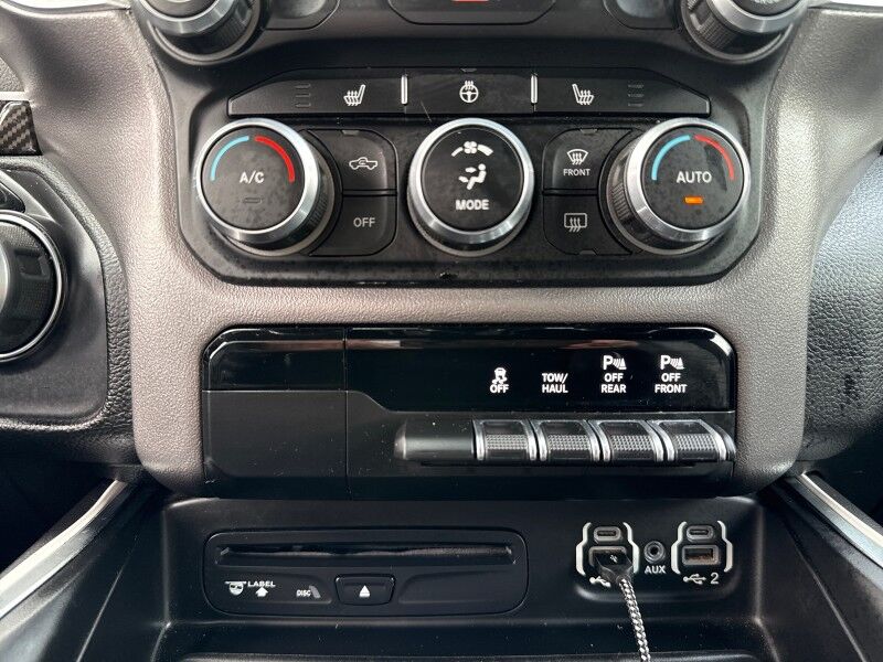 2019 Ram 1500 Big Horn/Lone Star 4WD 4D Quad Cab w/ Quick Order Package 25Z Bi Arlington VA