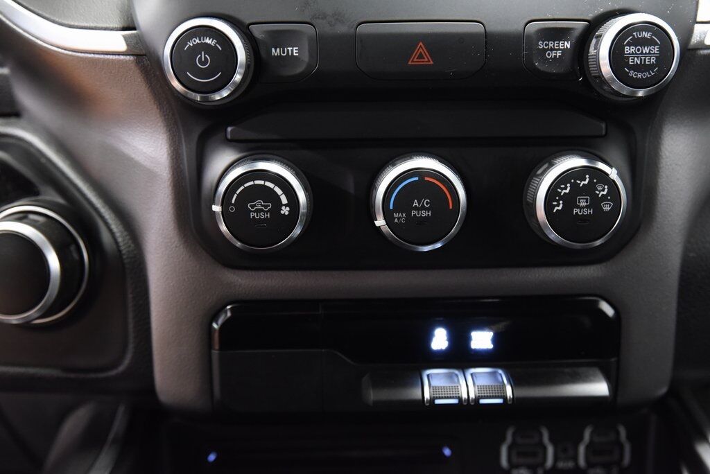 2019 Ram 1500 Big Horn/Lone Star Akron