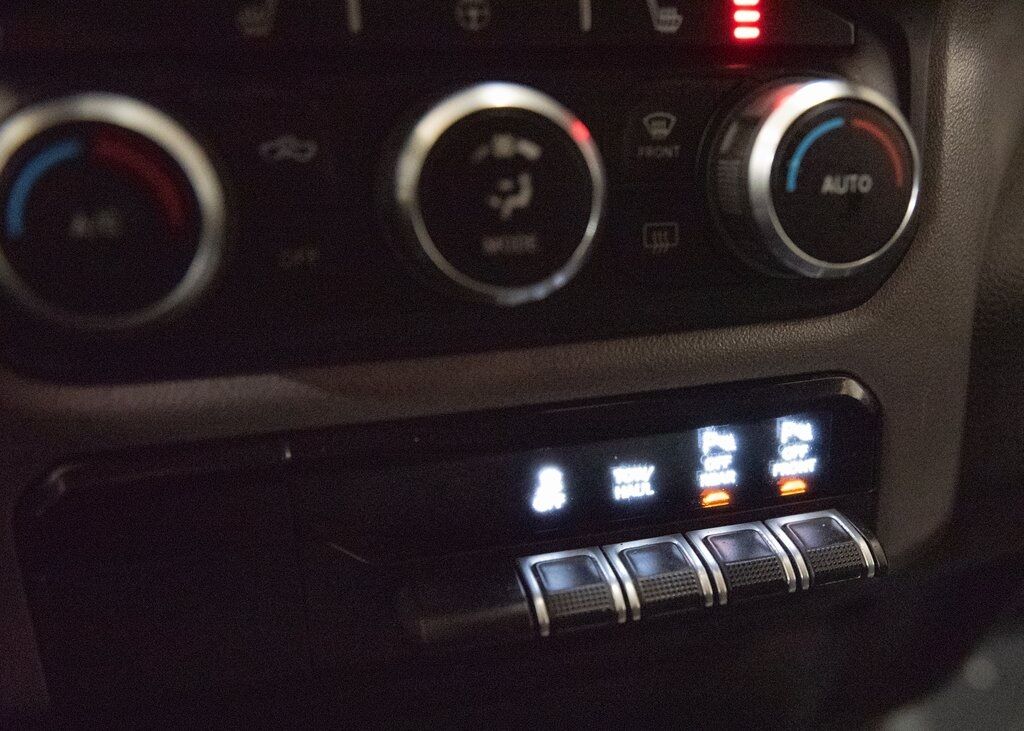 2019 Ram 1500 Big Horn/Lone Star Akron OH