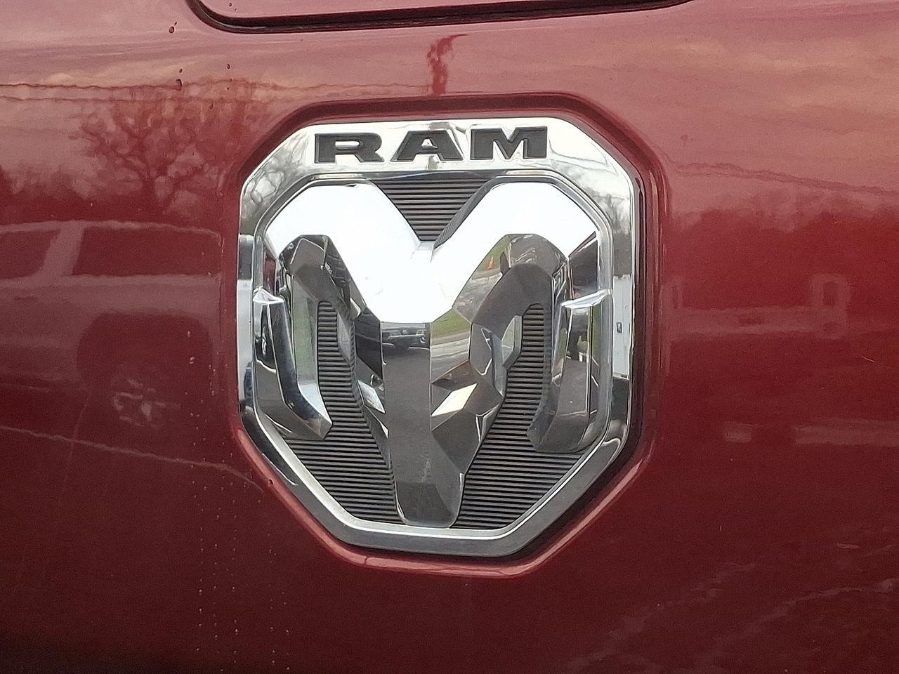 2019 Ram 1500 Big Horn/Lone Star Crew Cab 4x4 5&apos;7&quot; Box Vineland NJ