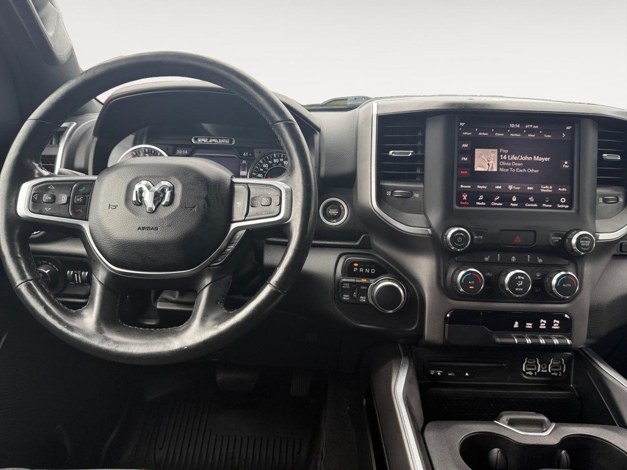 2019 Ram 1500 Big Horn/Lone Star, HEATED STEERING WHEEL, HEATED SEATS, TONNEAU COVER, POWER FOLDING MIRRORS, UNIVERSAL GARAGE DOOR OPENER, APPLE CARPLAY/ANDROID AUTO, BACKUP CAMERA, POWER SLIDING REAR WINDOW, THIS IS A GREAT TRUCK FOR A GREAT DEAL!