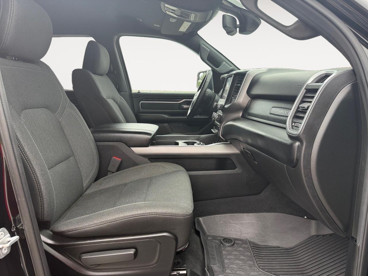 2019 Ram 1500 Big Horn/Lone Star, HEATED STEERING WHEEL, HEATED SEATS, TONNEAU COVER, POWER FOLDING MIRRORS, UNIVERSAL GARAGE DOOR OPENER, APPLE CARPLAY/ANDROID AUTO, BACKUP CAMERA, POWER SLIDING REAR WINDOW, THIS IS A GREAT TRUCK FOR A GREAT DEAL! Norfolk VA