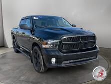 Ram 1500 CLASSIC Crew Cab 4x4 Express Hemi 2019 Ram 1500 CLASSIC Crew Cab 4x4 Express Hemi 2019