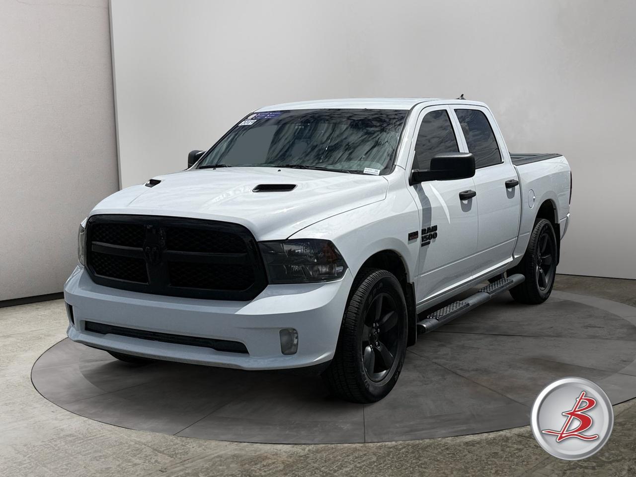 2019 Ram 1500 CLASSIC Crew Cab 4x4 Express Hemi