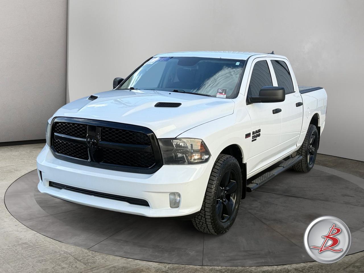 2019 Ram 1500 CLASSIC Crew Cab 4x4 Express Hemi