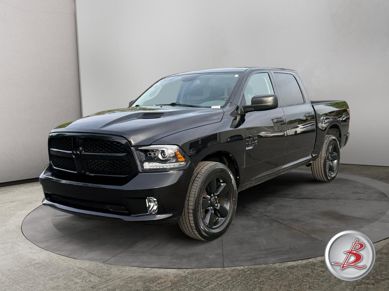 2019 Ram 1500 CLASSIC Crew Cab 4x4 Express Hemi