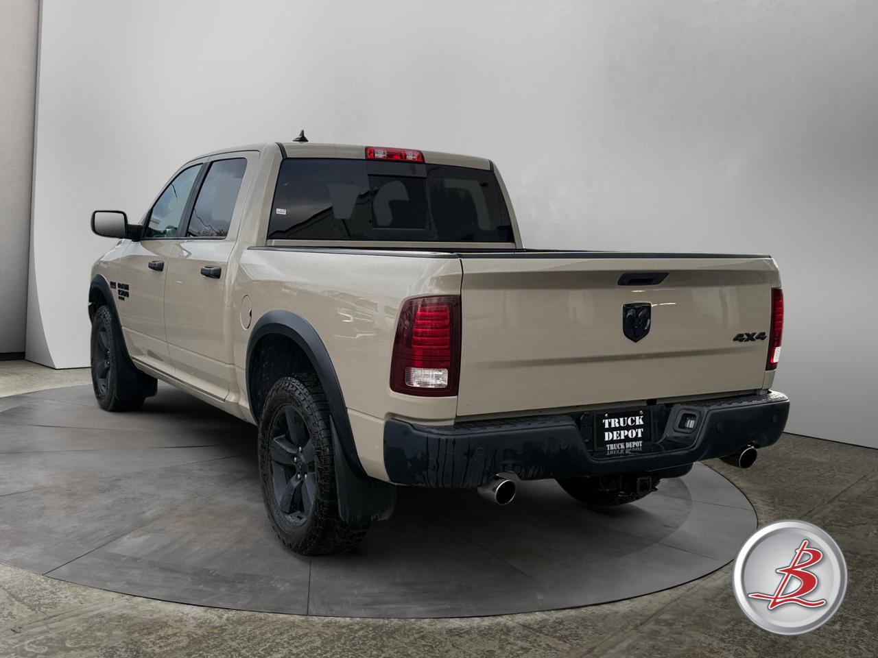 2019 Ram 1500 CLASSIC Crew Cab 4x4 Warlock Hemi