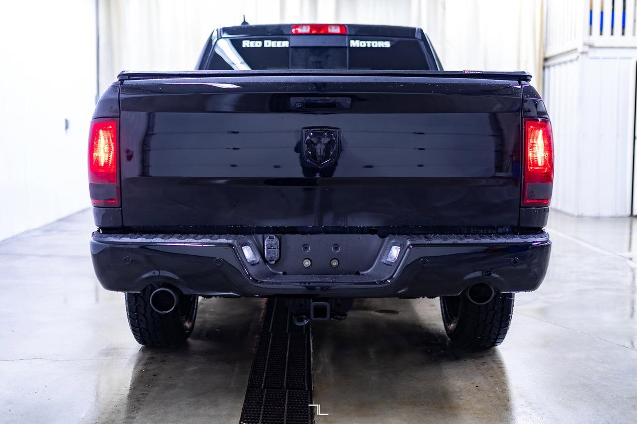 2019 Ram 1500 Classic 4x4 Crew Cab Black Package EcoDiesel Leather Roof Nav Red Deer AB